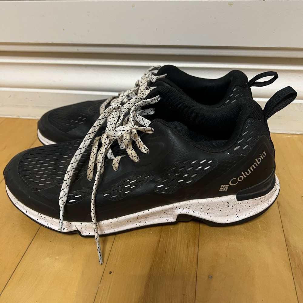 Columbia Black Athletic Shoes with White Speckled Laces